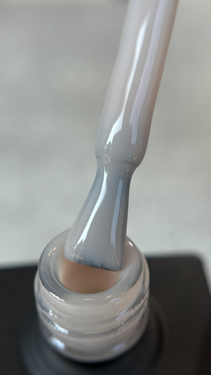 THE COLOR TO BUILD ''Greige'' Hema Free
