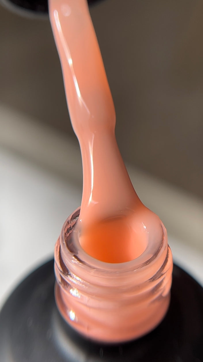 Color Base in the bottle UV