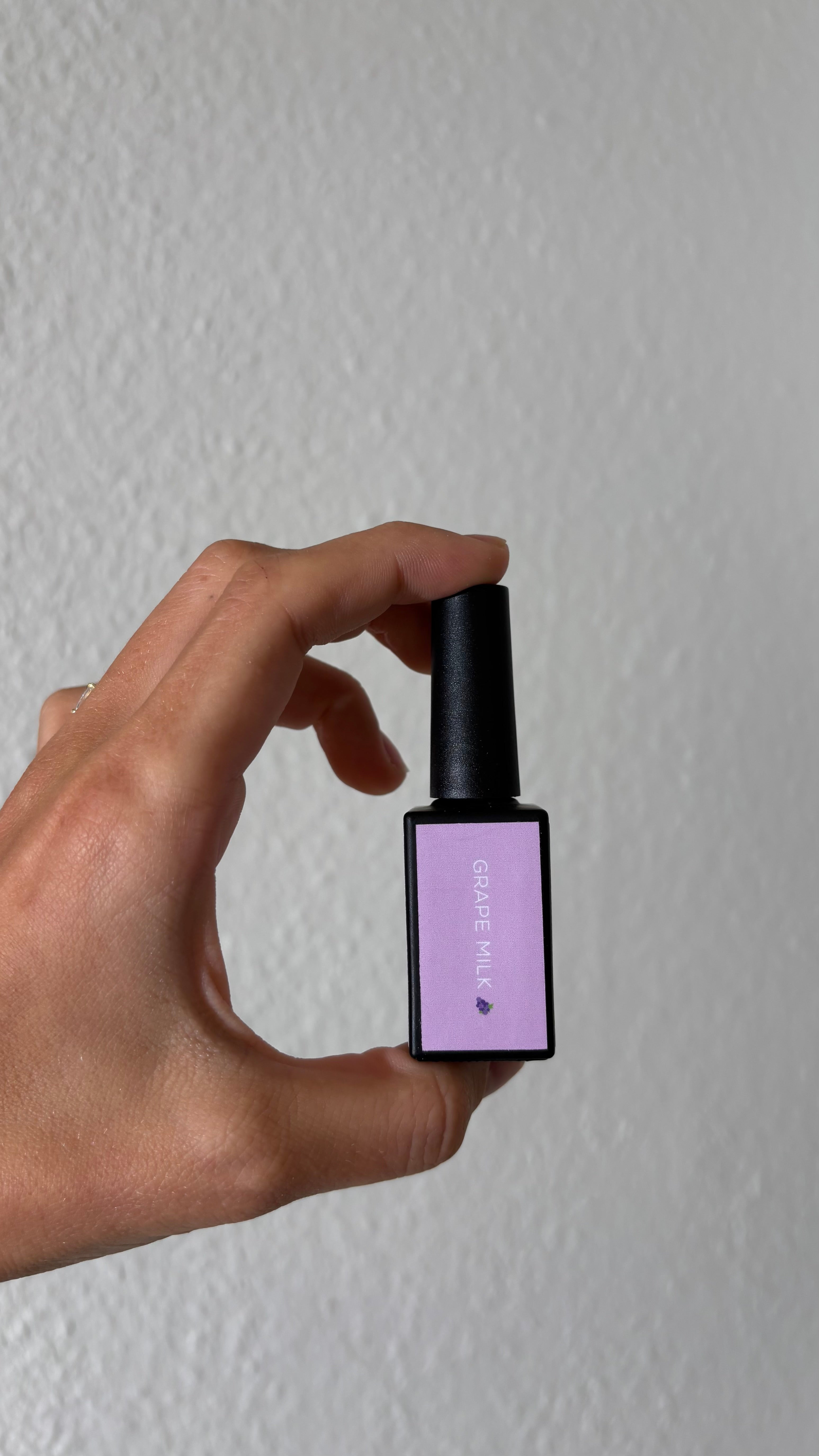 THE COLOR TO BUILD “grape milk” 🍇