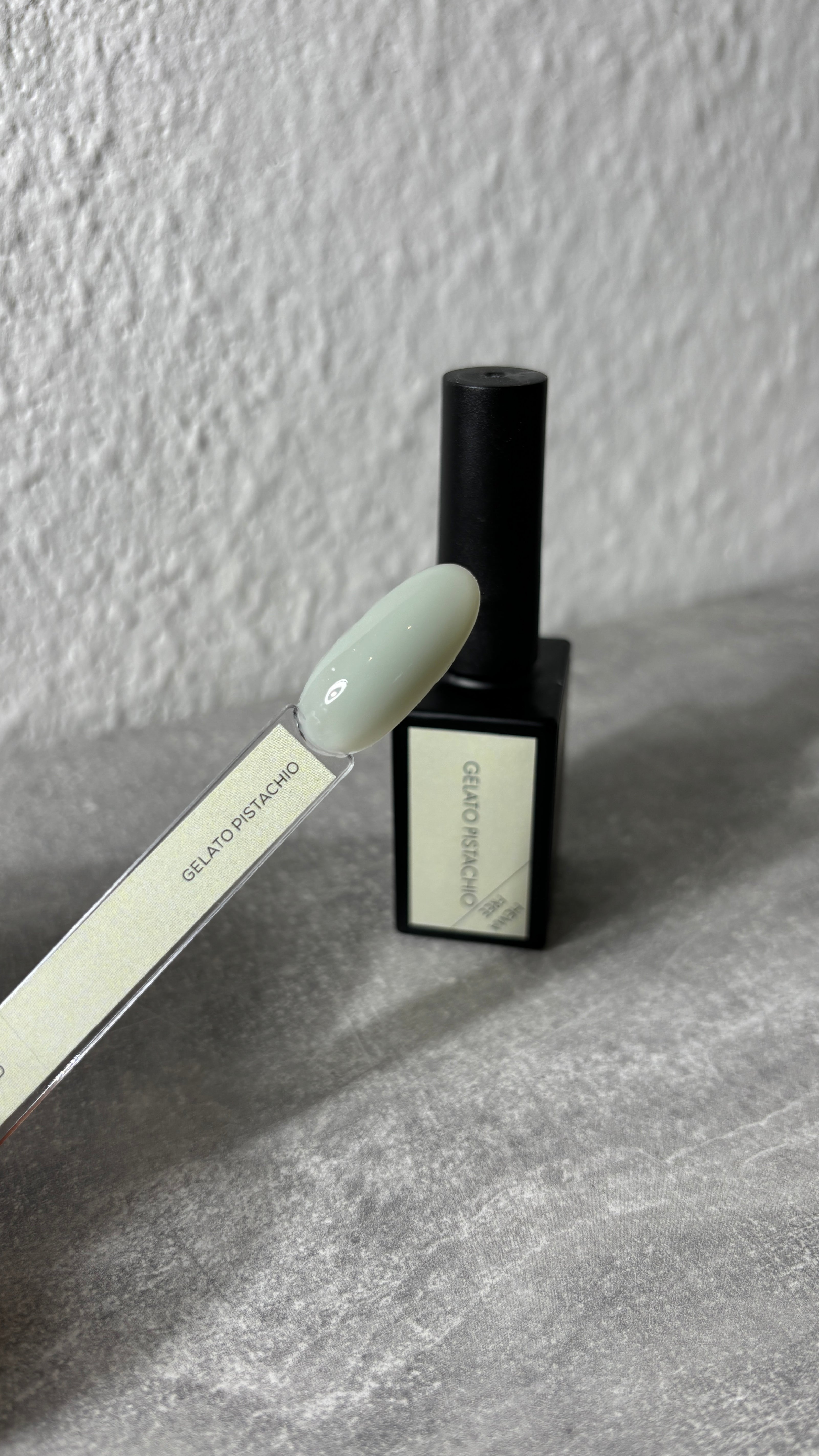 THE COLOR TO BUILD ''Gelato Pistachio'' Hema Free