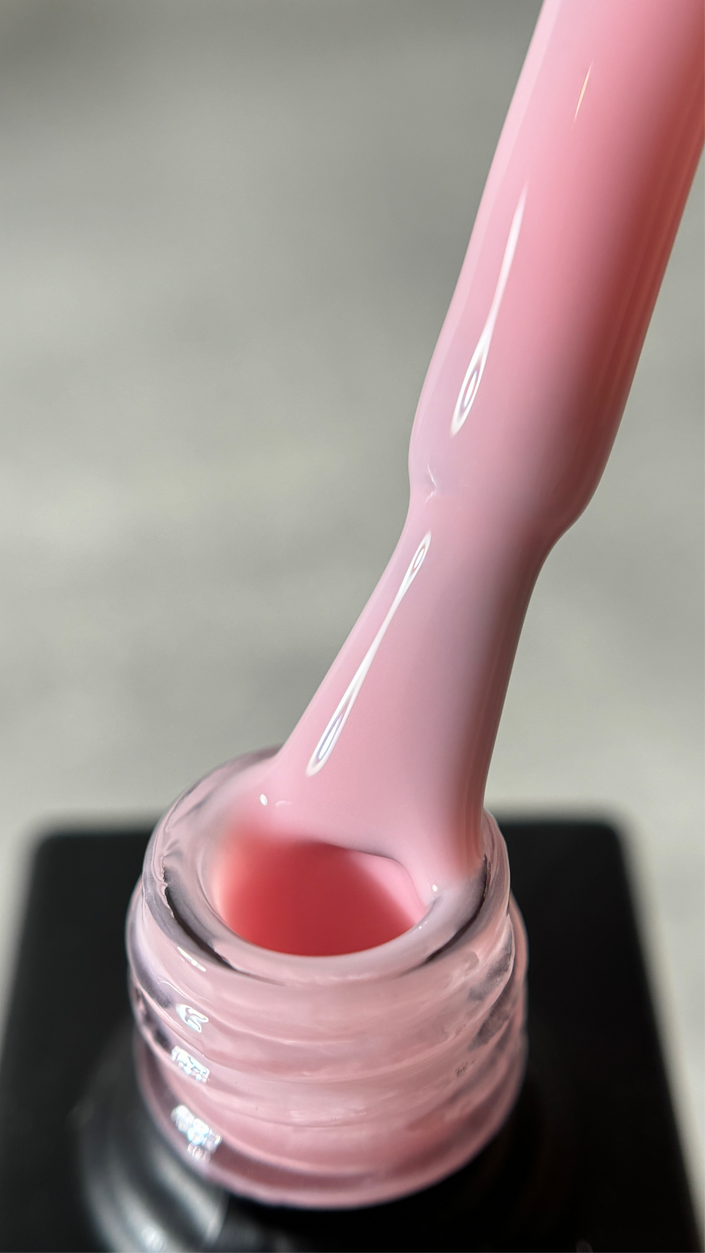 THE COLOR TO BUILD “Touch me”