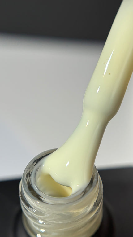 THE COLOR TO BUILD “banana milkshake” 🍌