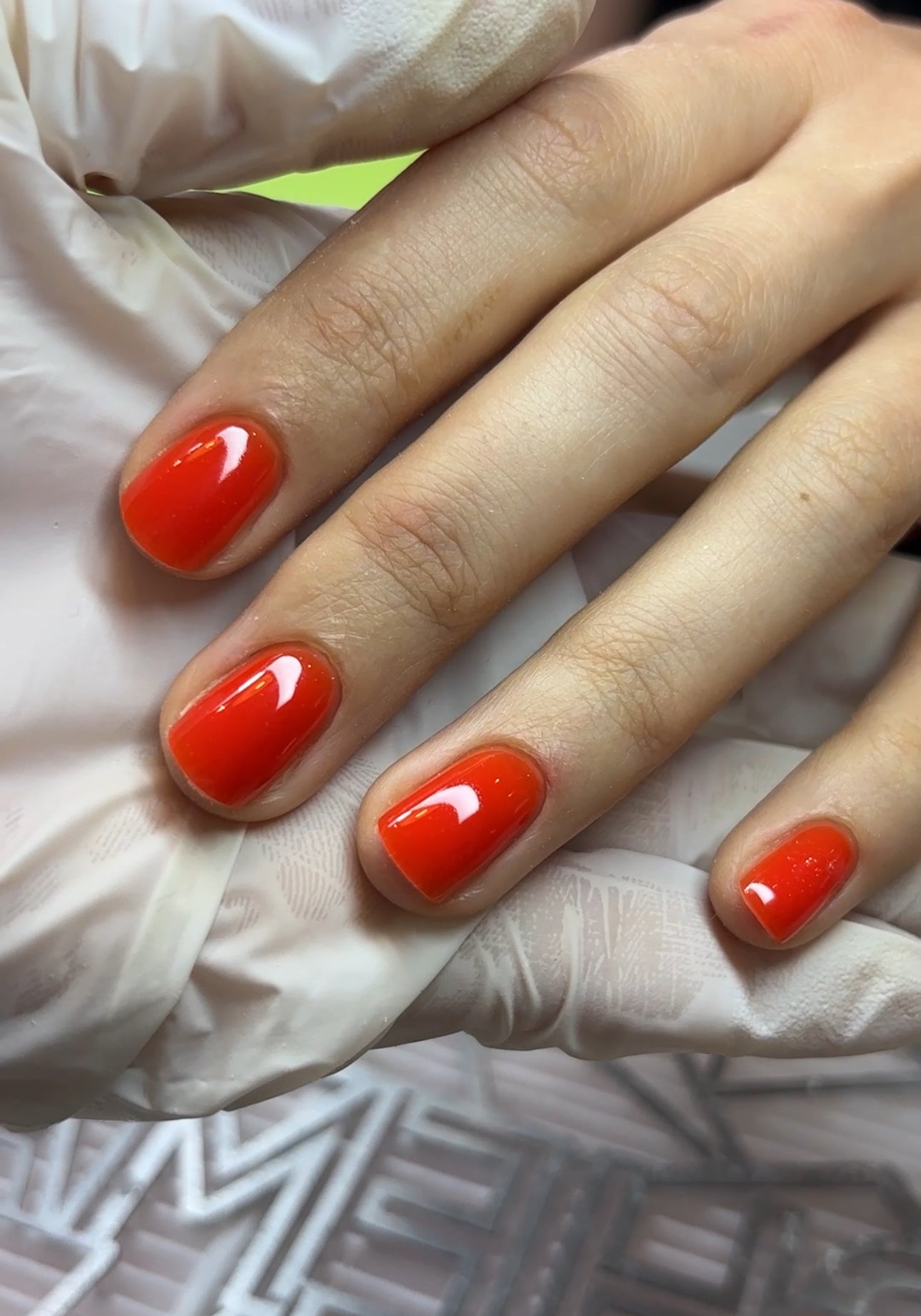 Uv Base und UV Gele on line bei Alisa Nails kaufen, shellac für uv maniküre 